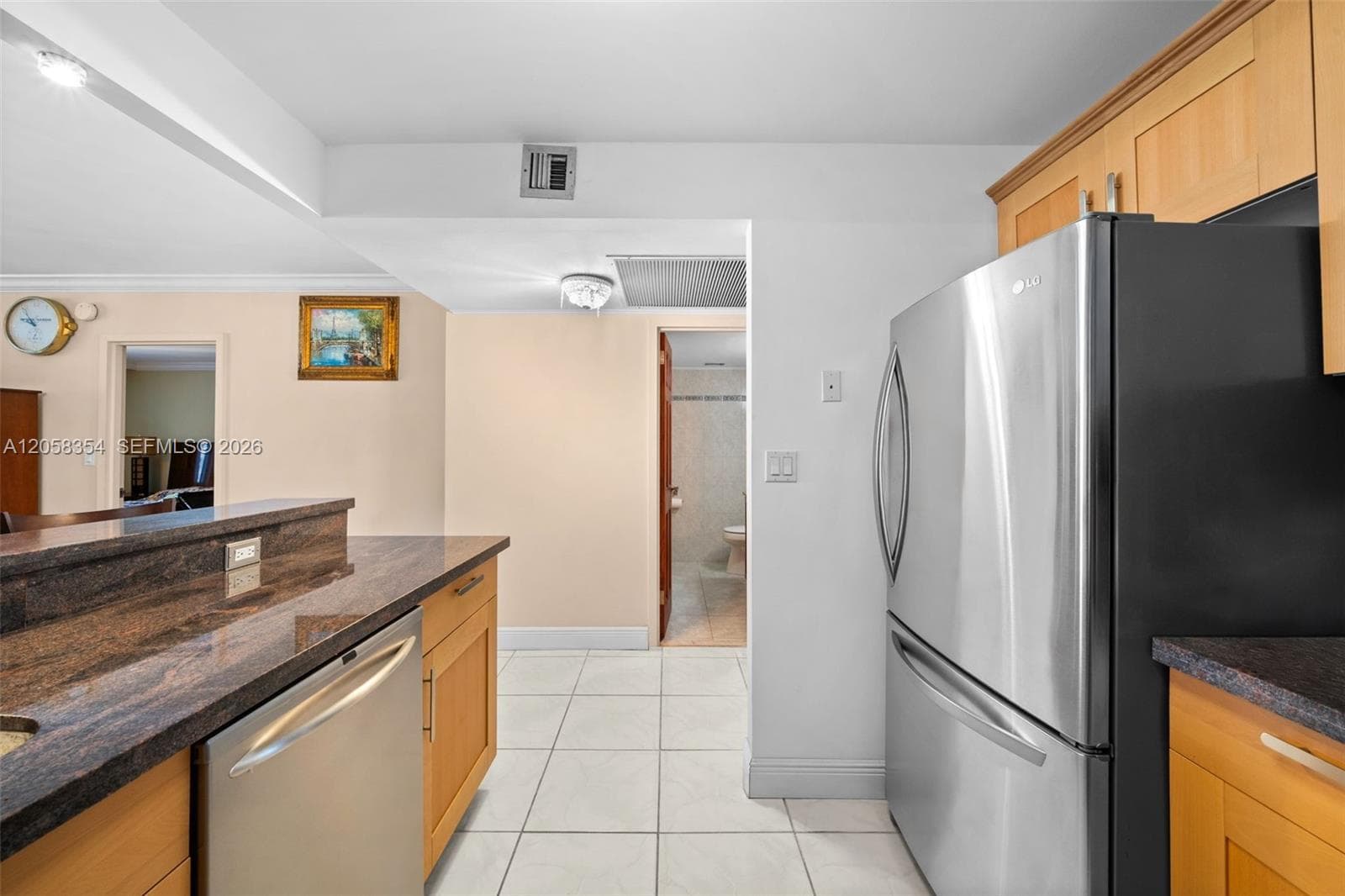 2030 S Ocean Dr 1701 photo 3