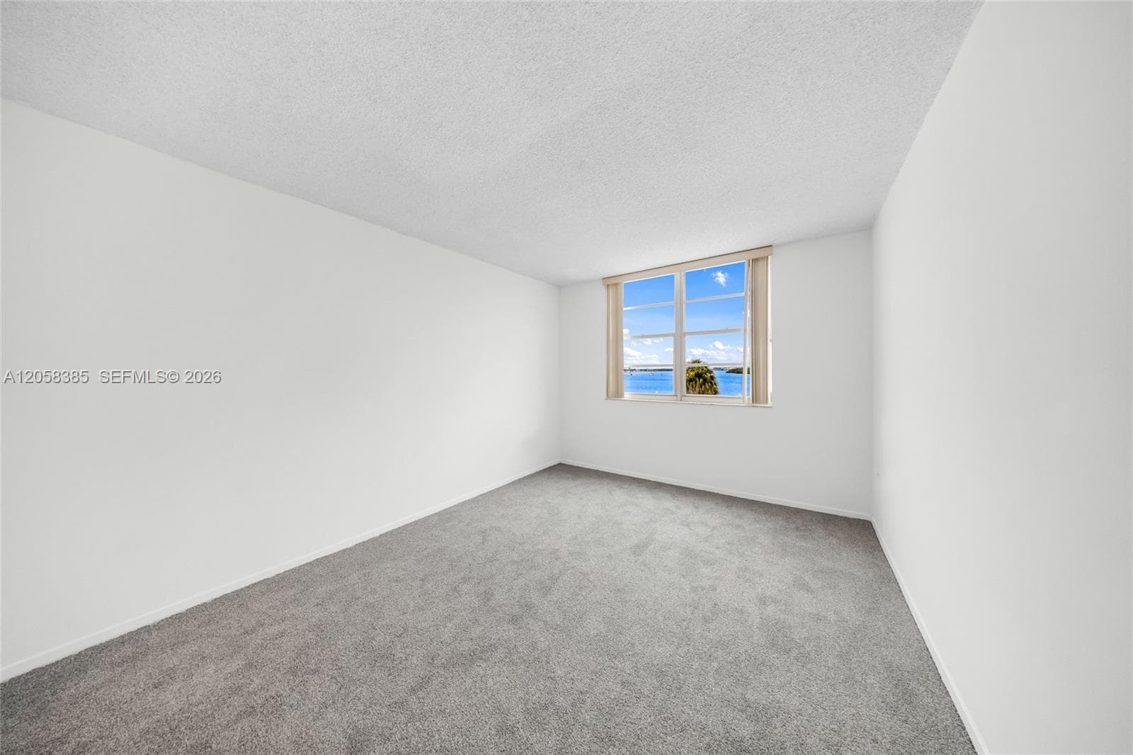 300 Bayview Dr 202 photo 25