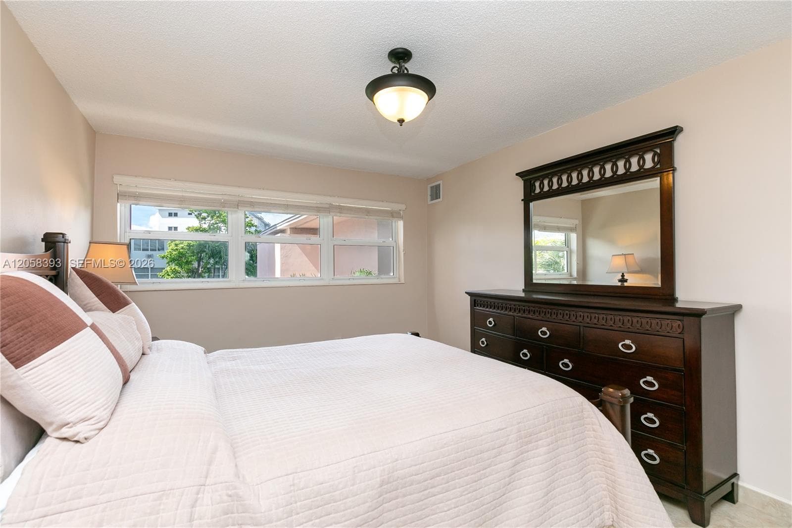 3135 S Ocean Dr 227 photo 23