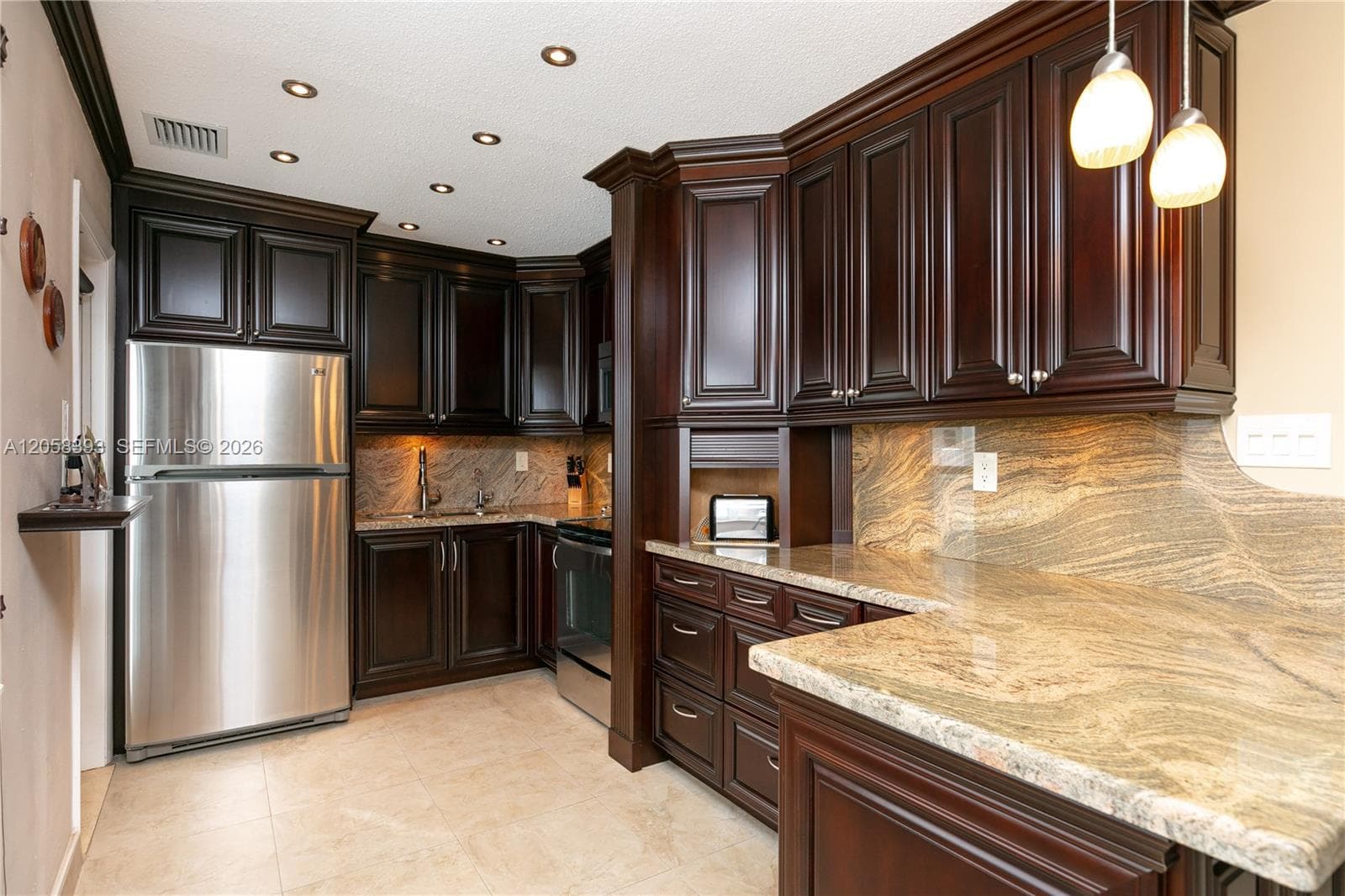3135 S Ocean Dr 227 photo 1
