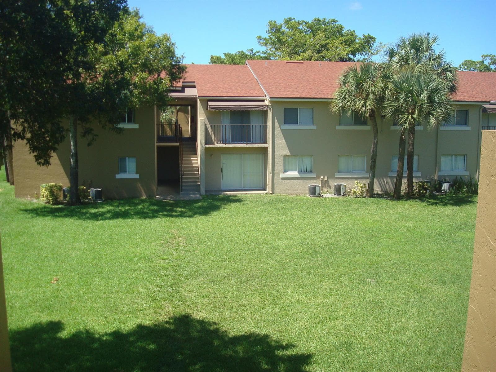 1141 LAKE VICTORIA Drive H photo 17