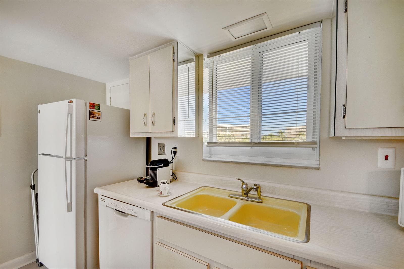 2505 S Ocean Boulevard 403 photo 10
