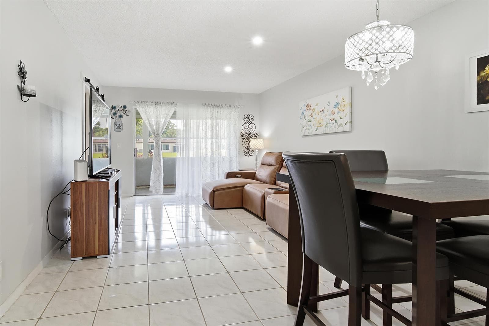 232 Lake Meryl Drive photo 13
