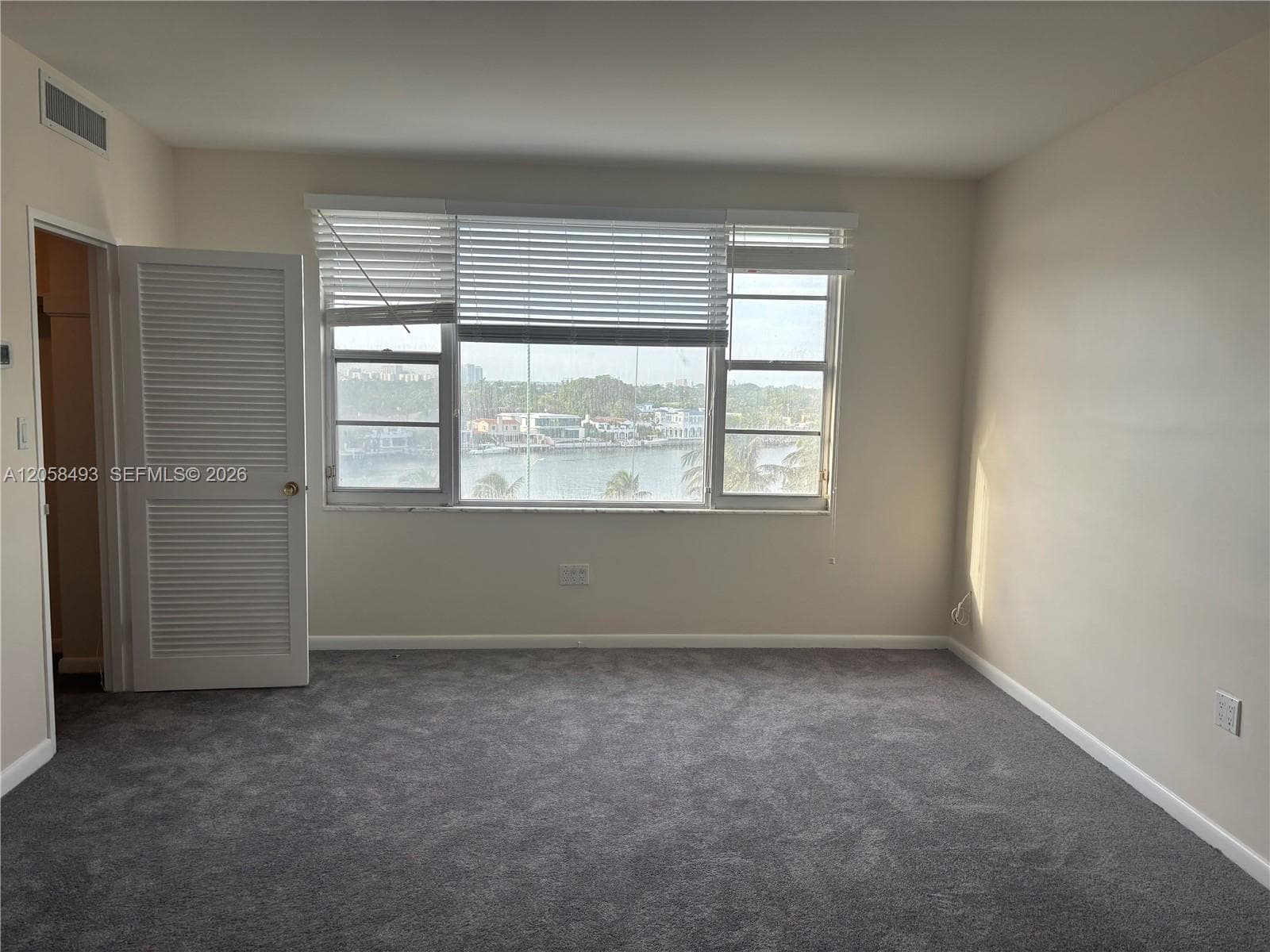 5255 Collins Ave 6J photo 13