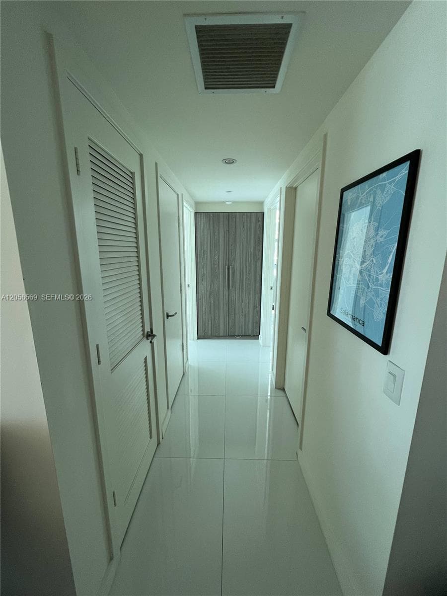 1100 S Miami Ave 2904 photo 7