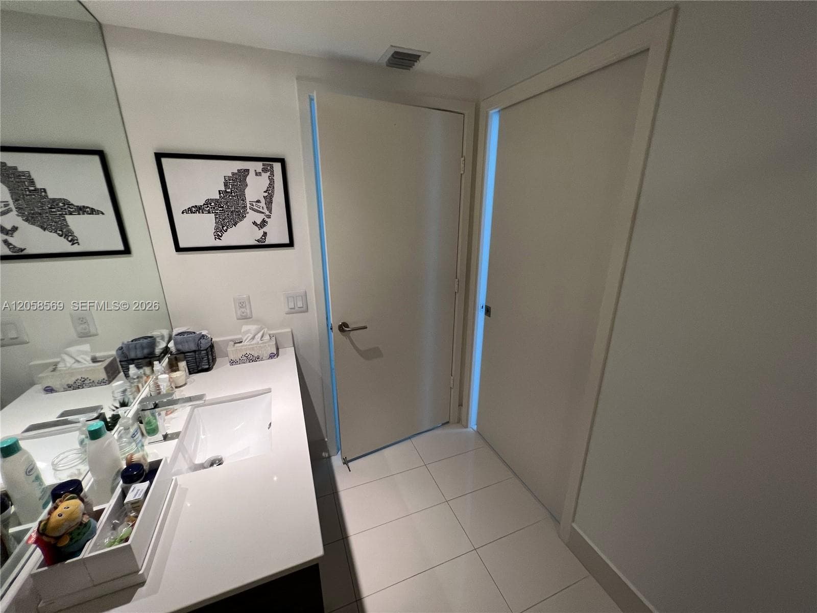 1100 S Miami Ave 2904 photo 18