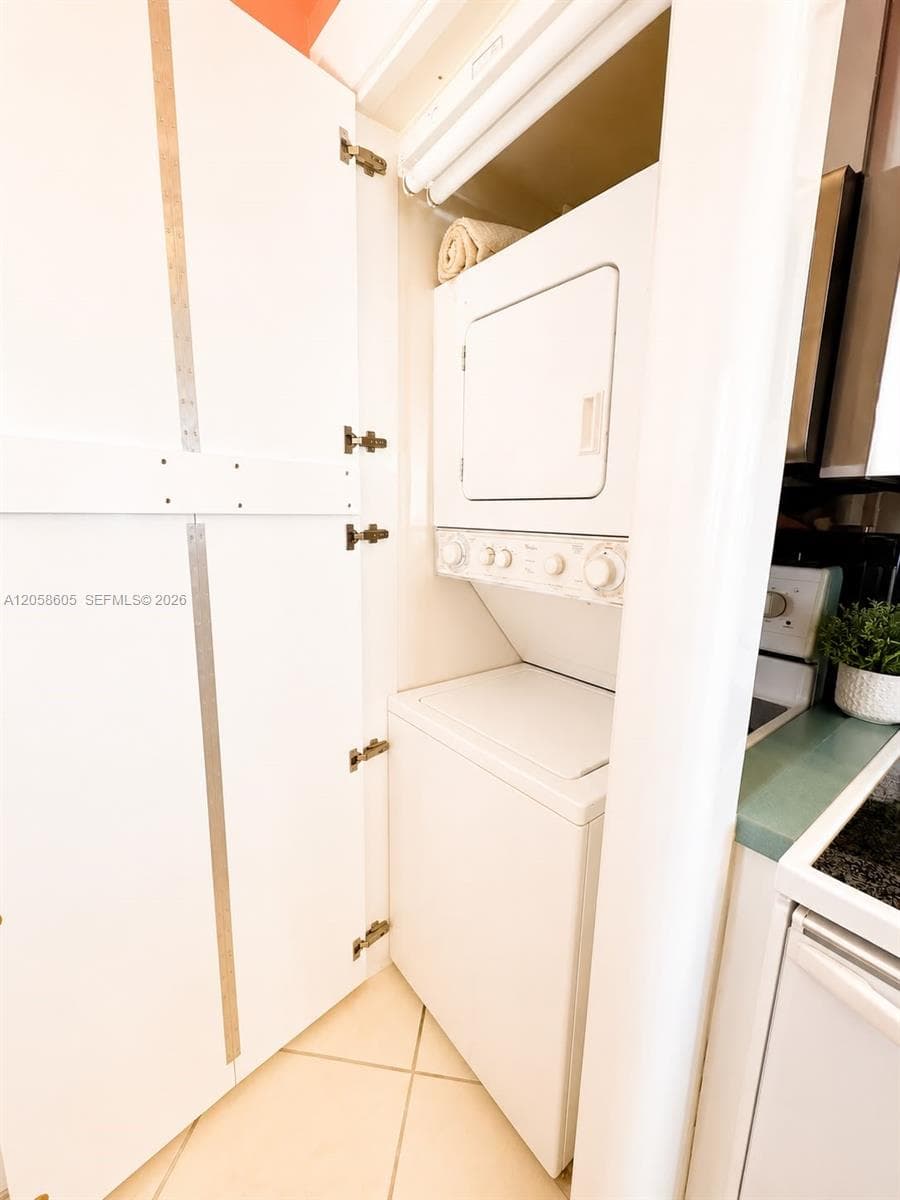 7135 Collins Ave 701 photo 19
