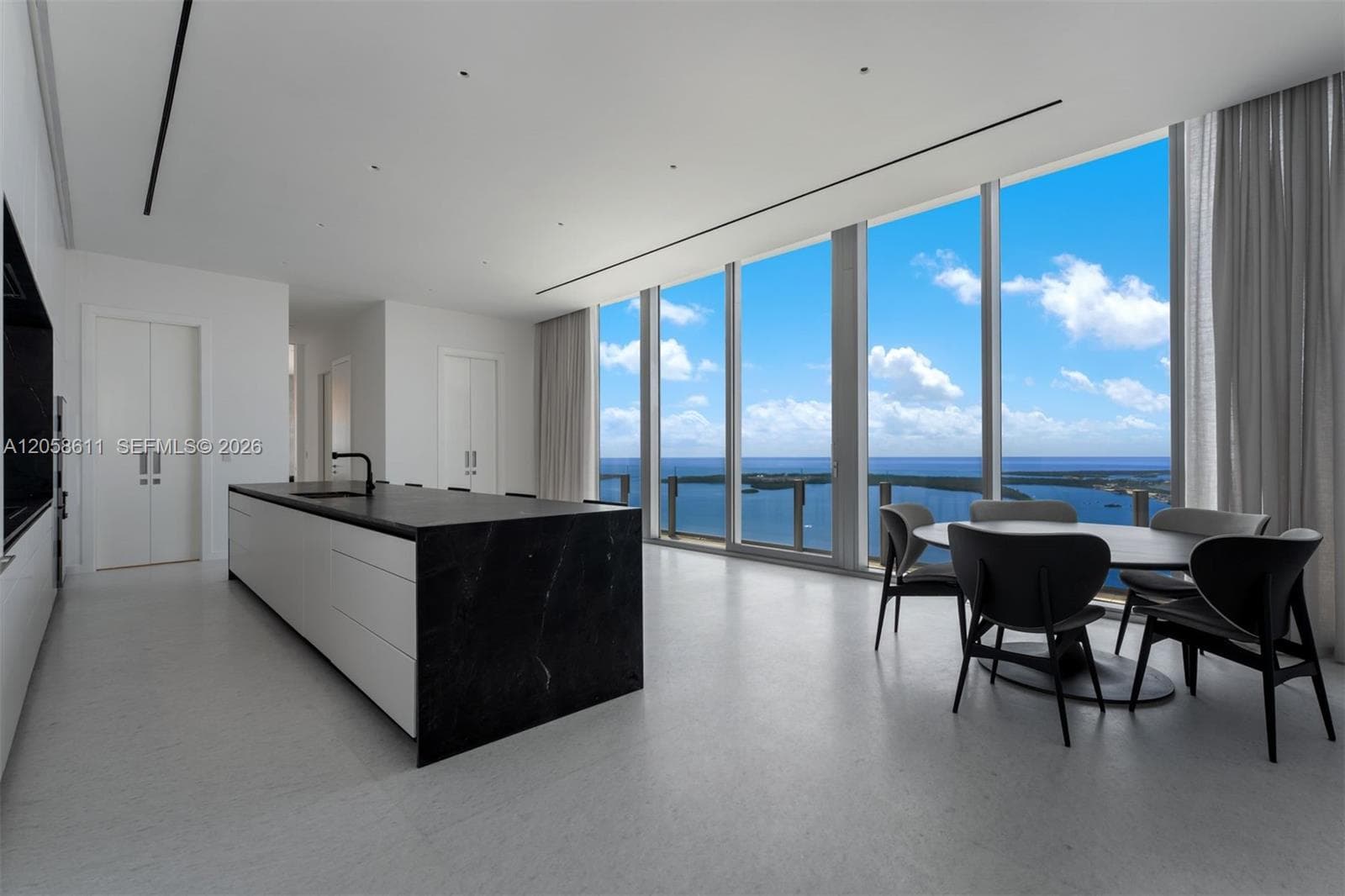 300 Biscayne Boulevard Way 5801C photo 3
