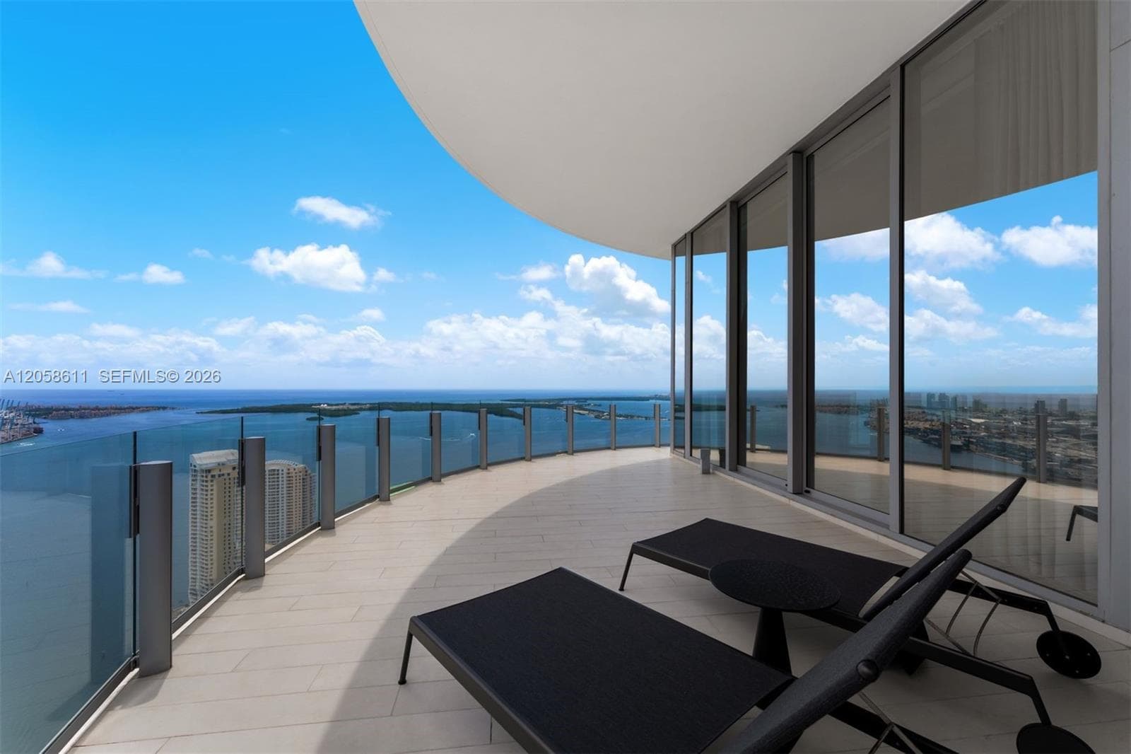 300 Biscayne Boulevard Way 5801C photo 4