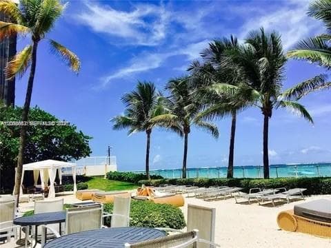 3000 S Ocean Dr 518 photo 7