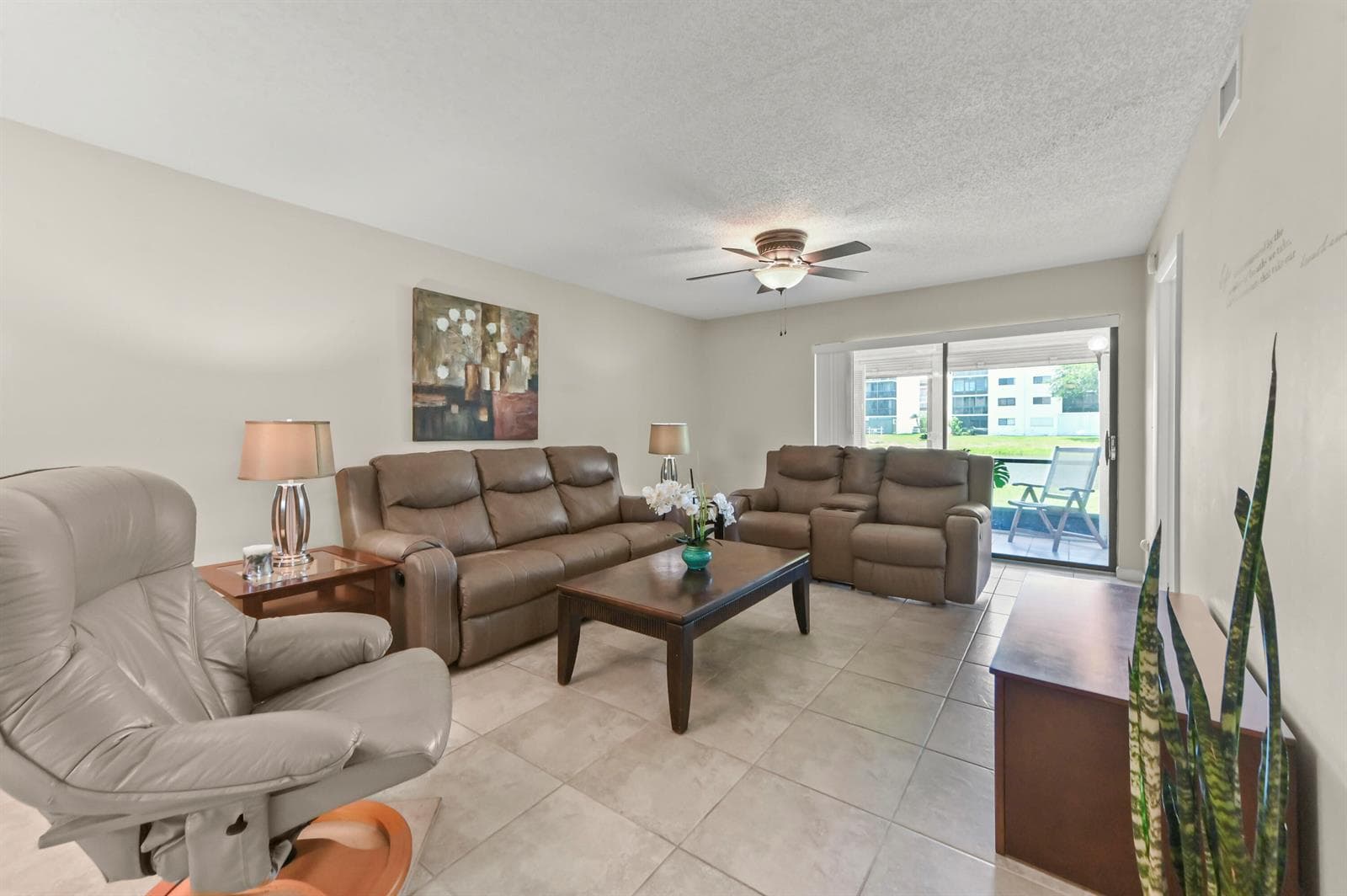 7618 Tahiti Lane 106 photo 1
