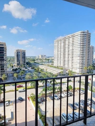 2030 S Ocean Dr 903 photo 14
