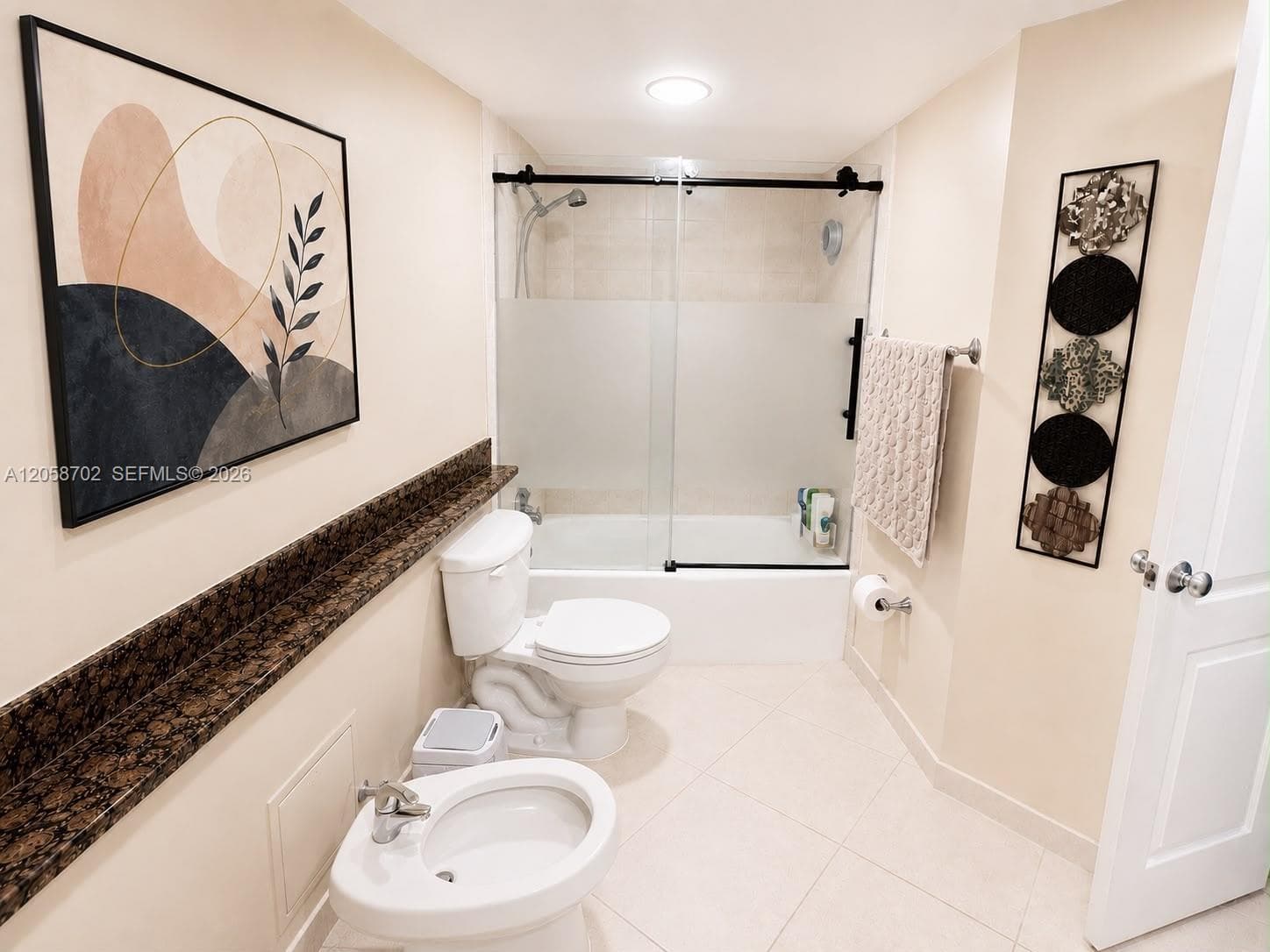 5600 Collins Ave 17U photo 12