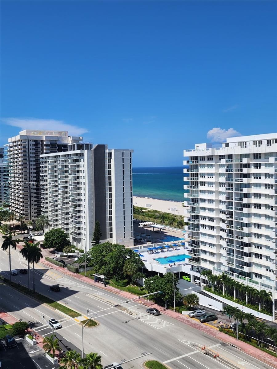 5600 Collins Ave 17U photo 7