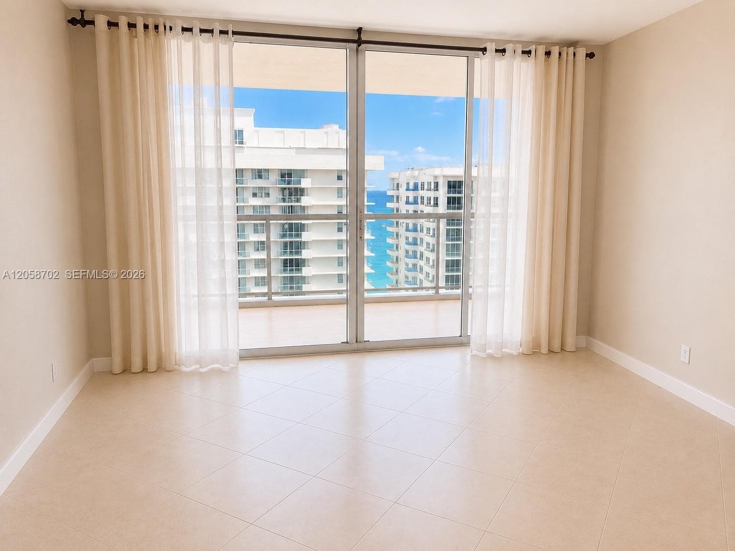 5600 Collins Ave 17U photo 3
