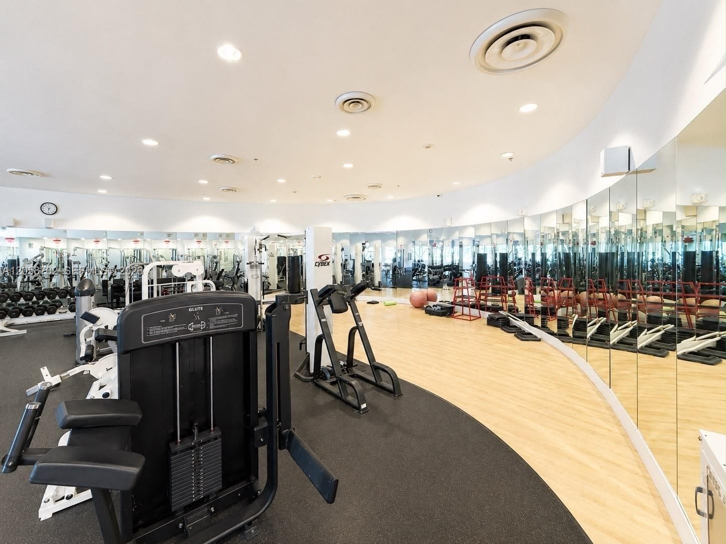 5600 Collins Ave 17U photo 24