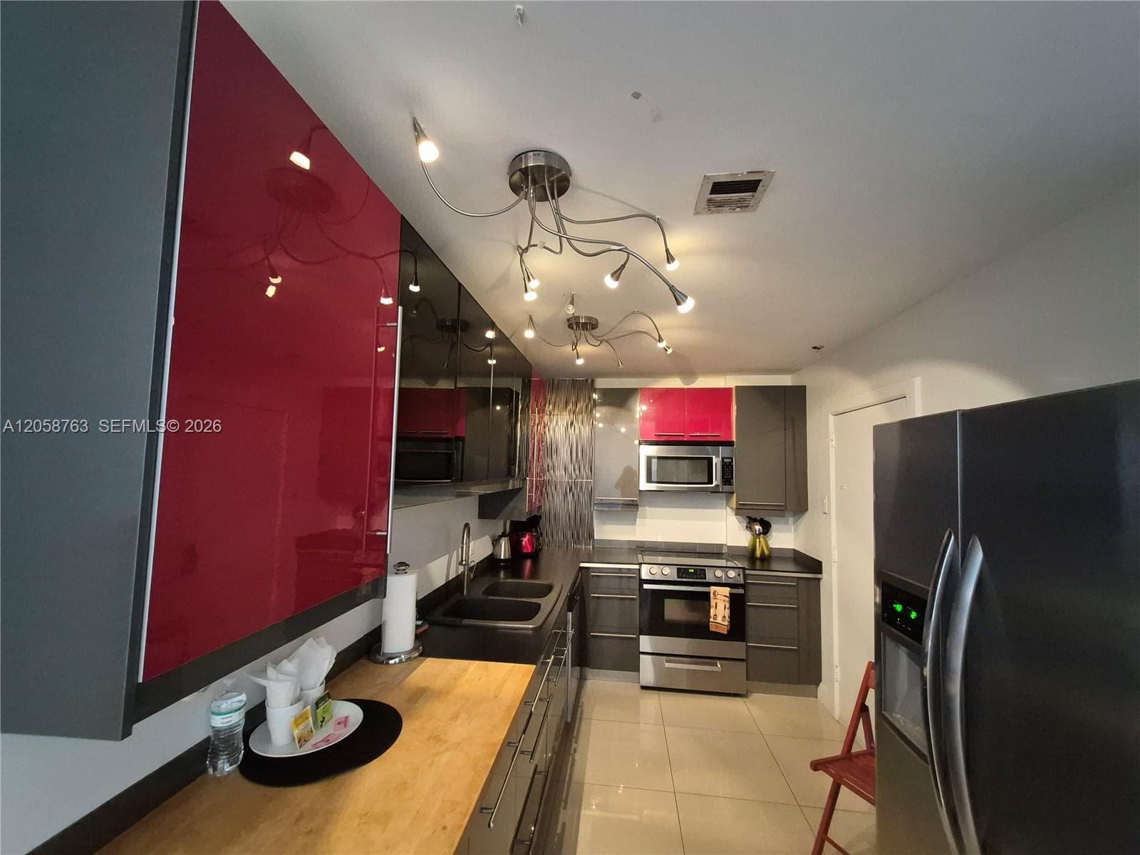 3901 S Ocean Dr PH16R photo 9