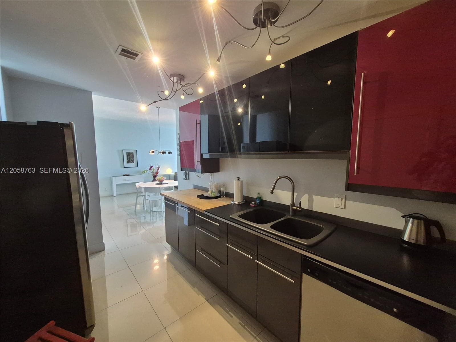 3901 S Ocean Dr PH16R photo 8