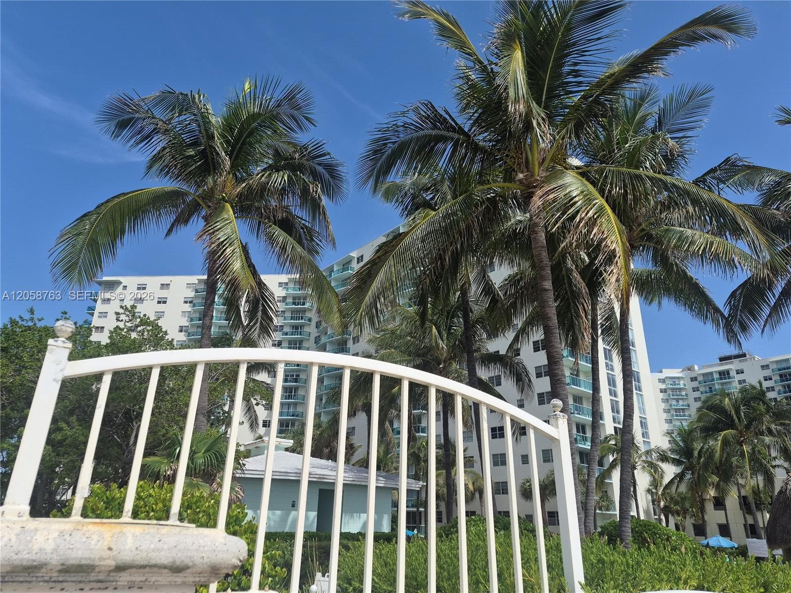 3901 S Ocean Dr PH16R photo 25