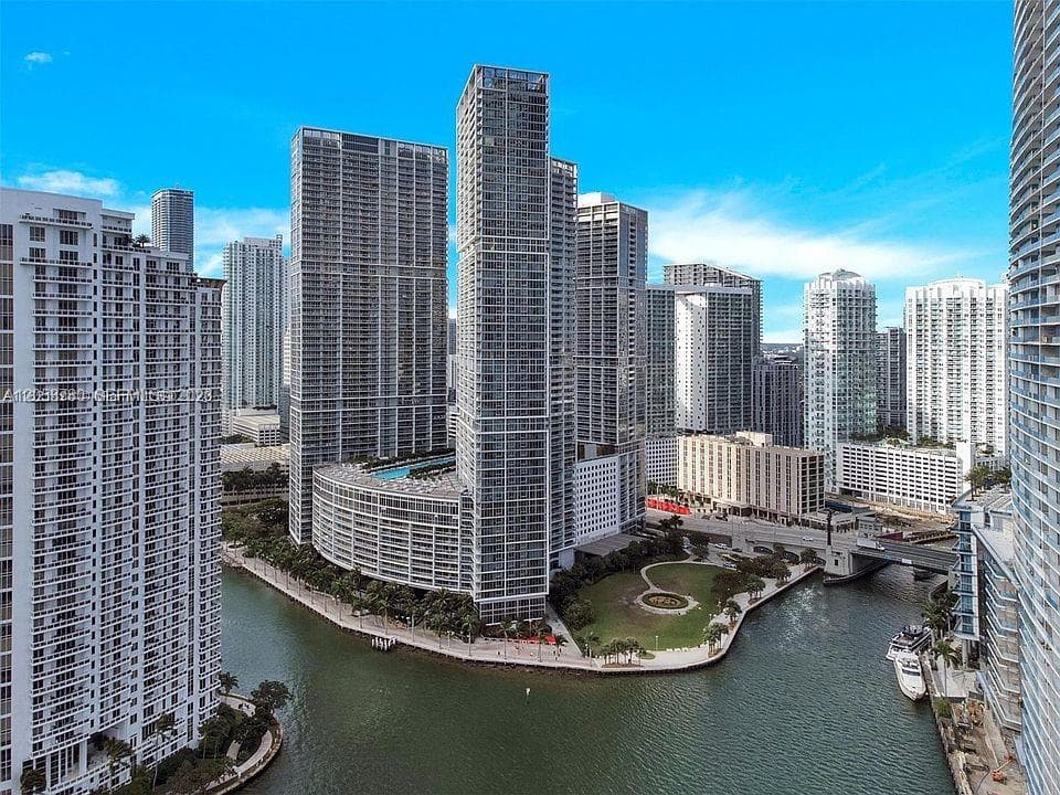 475 Brickell Ave 3710 photo 1