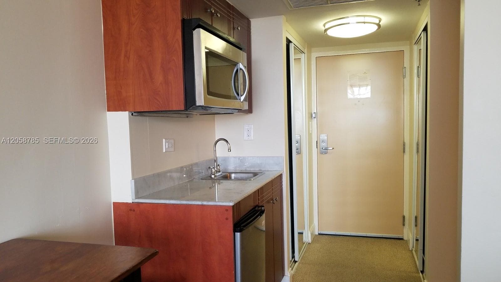 19201 Collins Ave 429 photo 9