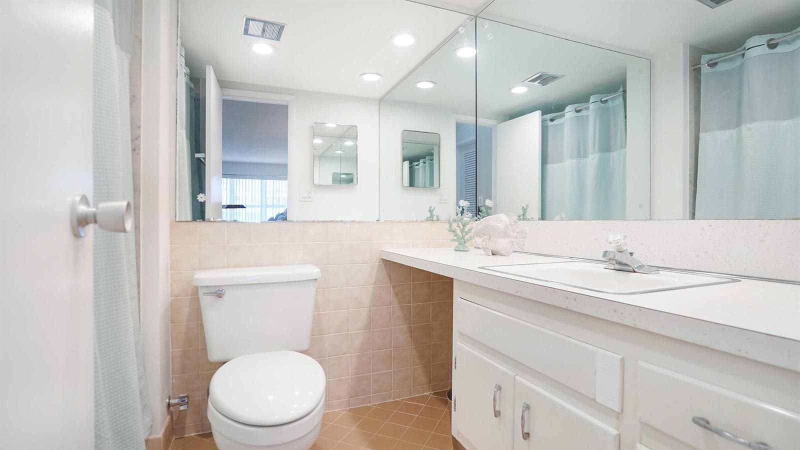4010 Galt Ocean Drive 1514 photo 17
