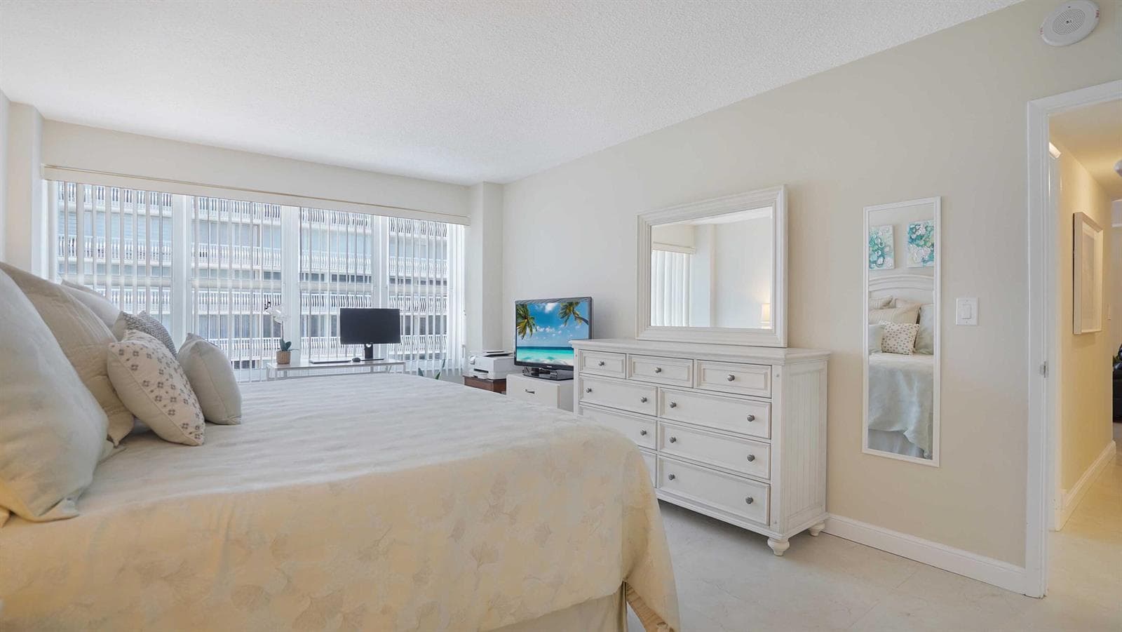 4010 Galt Ocean Drive 1514 photo 11