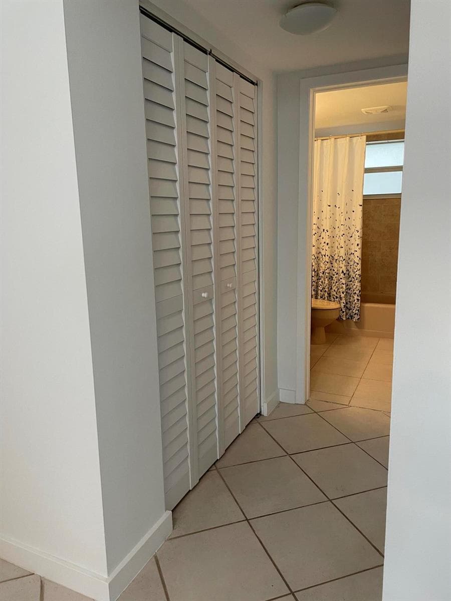 37 Yacht Club Drive 303 photo 6
