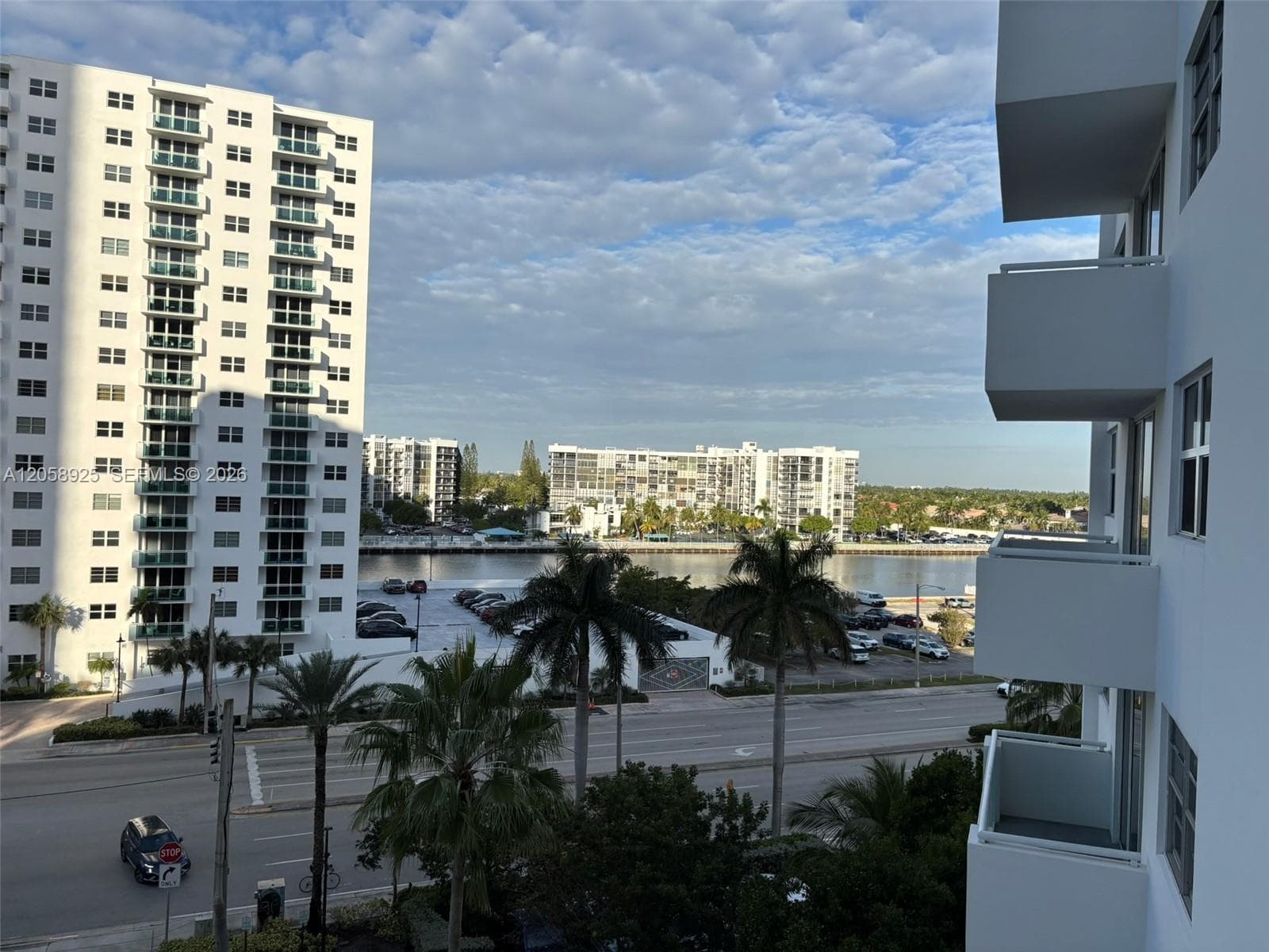 3001 S Ocean Dr 639 photo 1