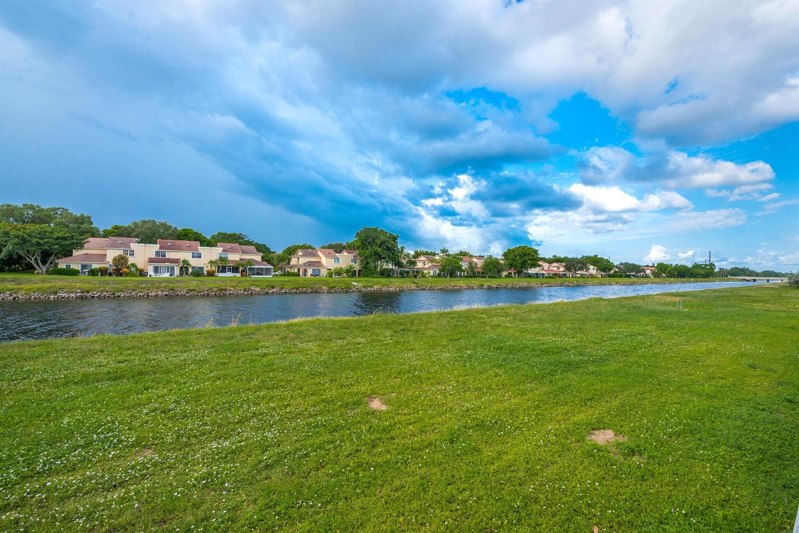 23390 TORRE Circle photo 8