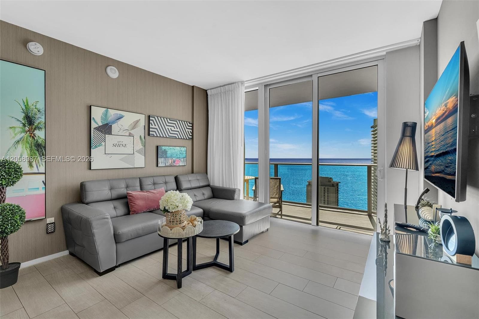 4010 S Ocean Dr R3305 photo 5