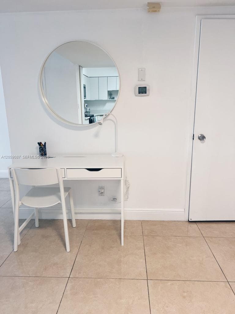 5161 Collins Ave 1510 photo 5