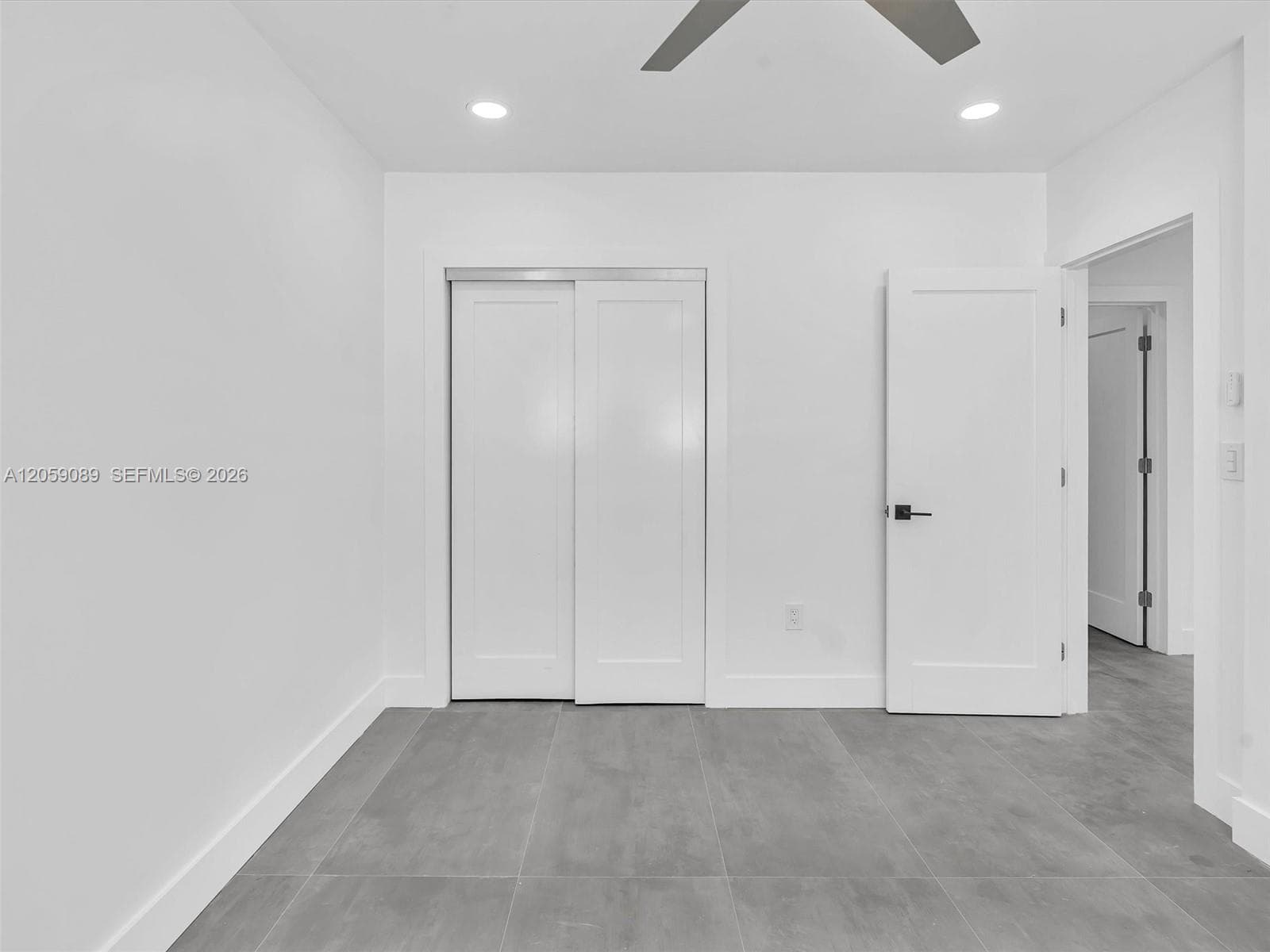 11900 N Bayshore Dr 101 photo 22
