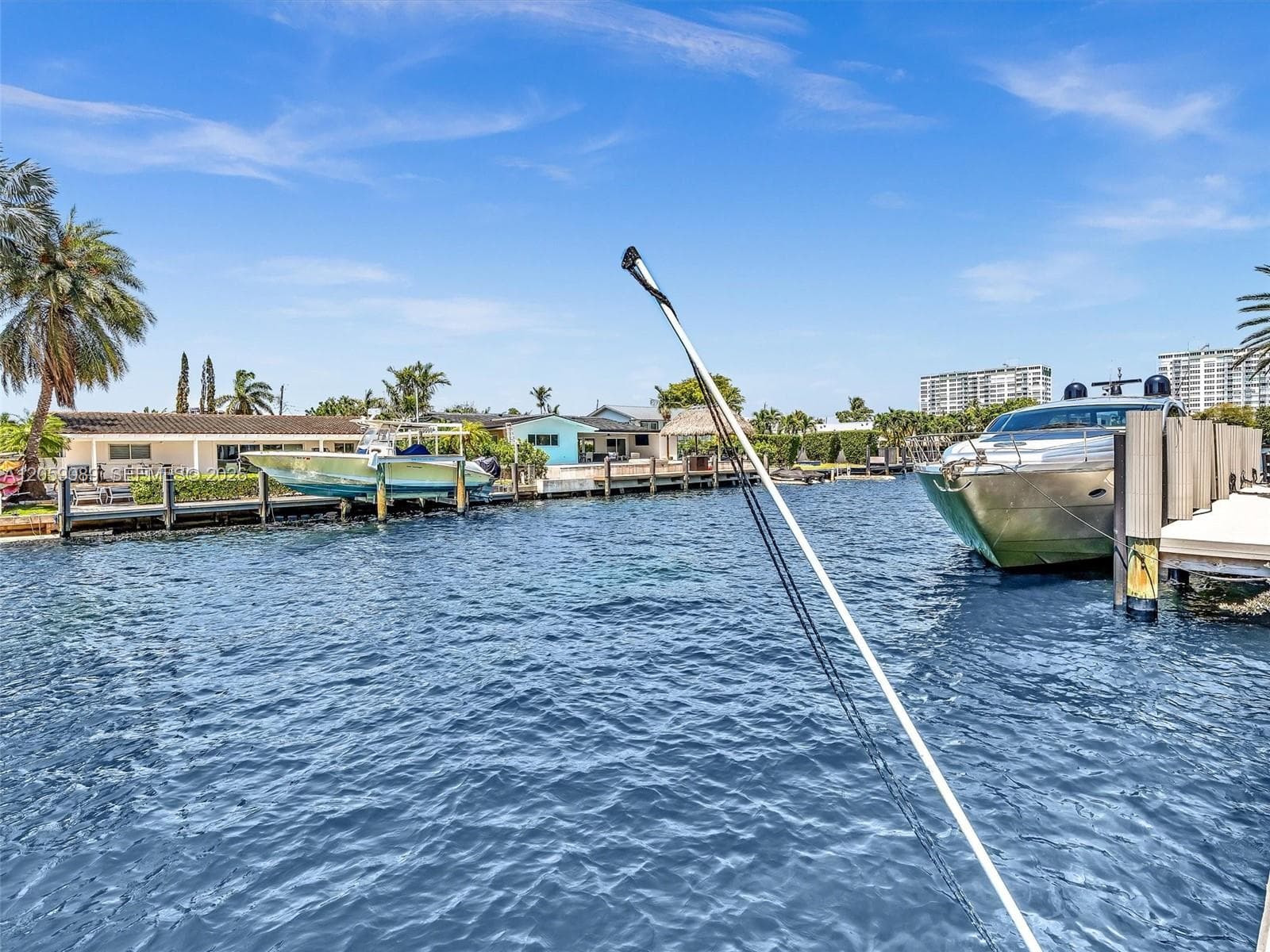 11900 N Bayshore Dr 101 photo 4