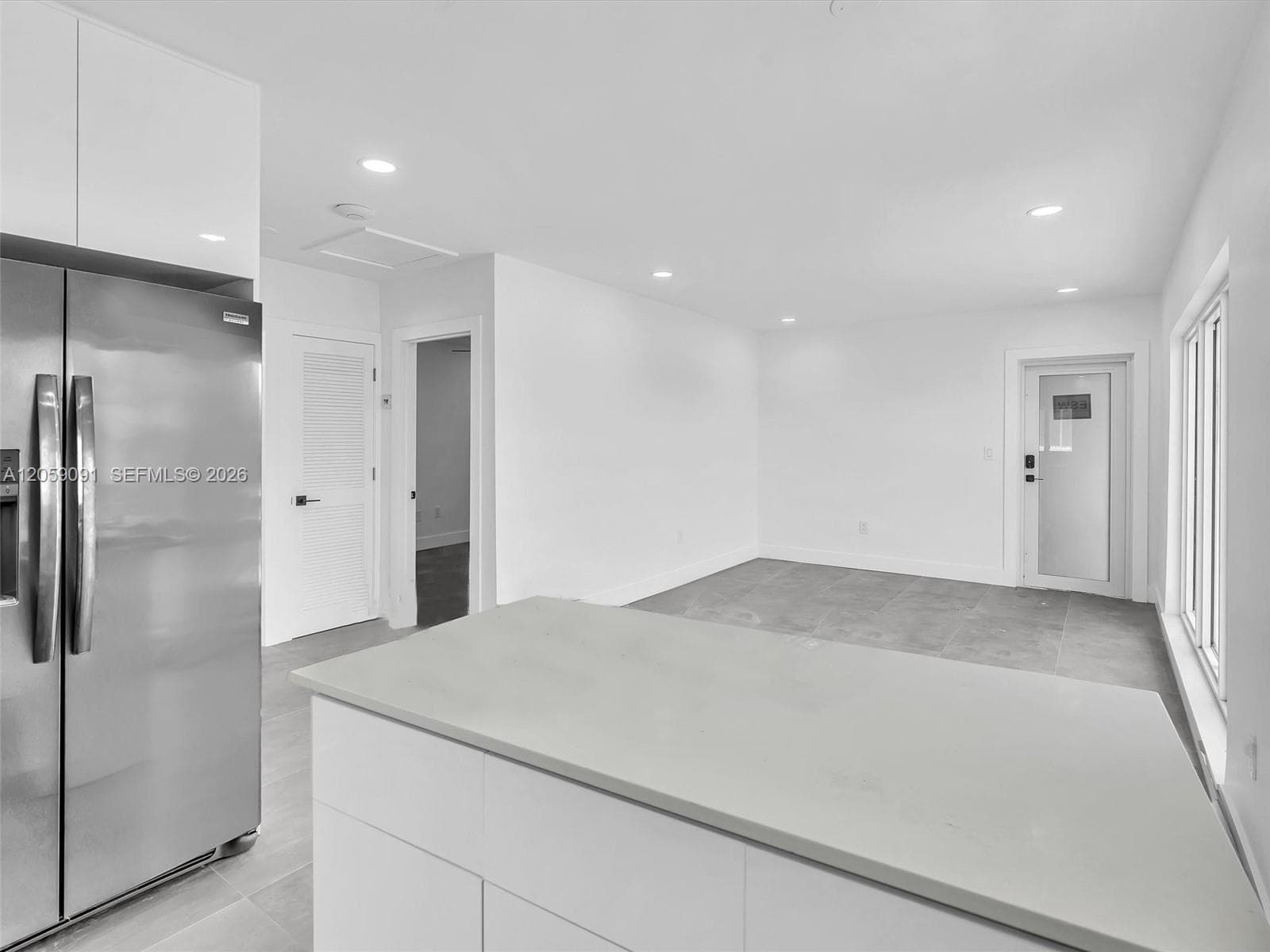 11900 N Bayshore Dr 104 photo 17