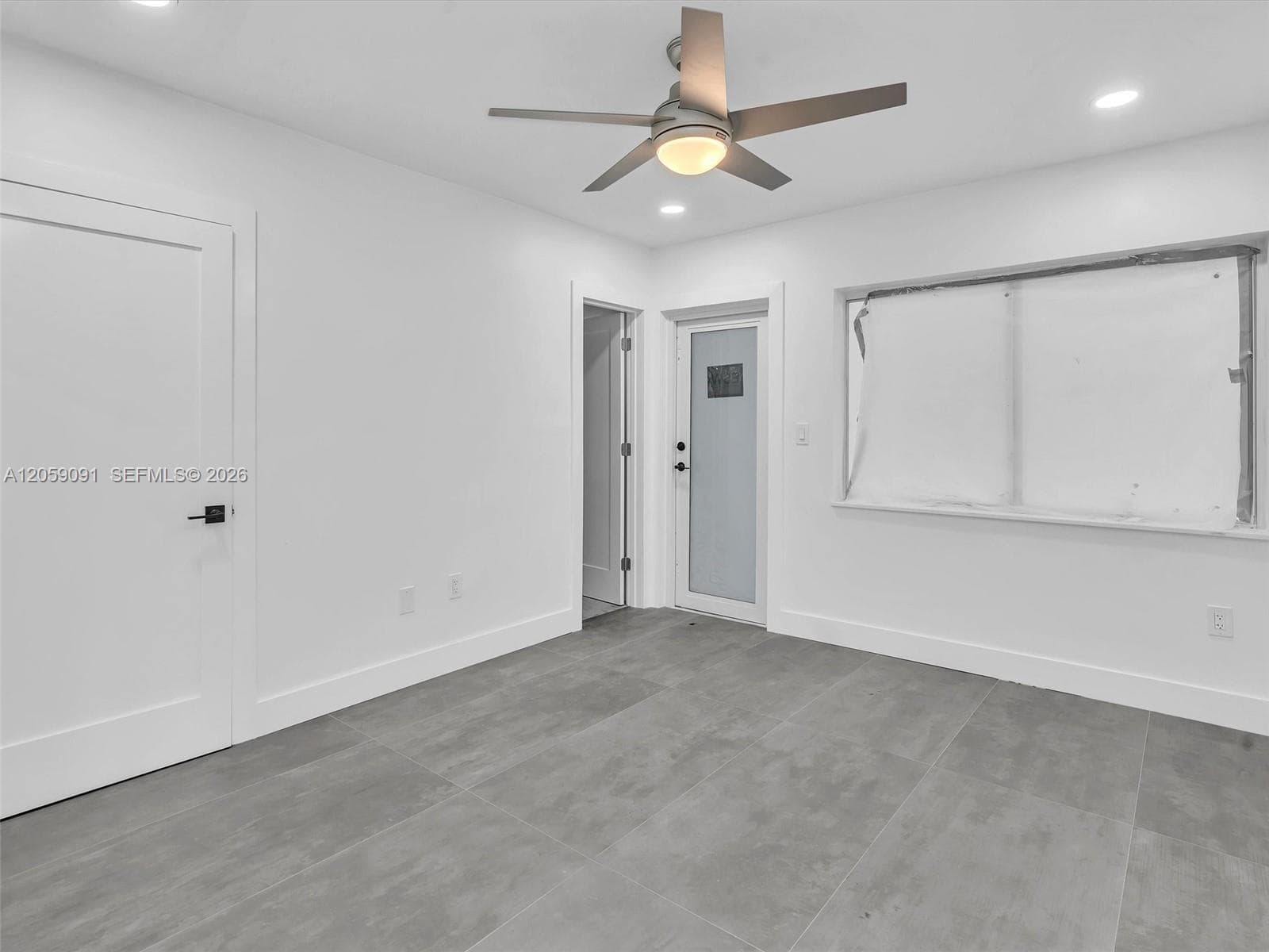 11900 N Bayshore Dr 104 photo 22