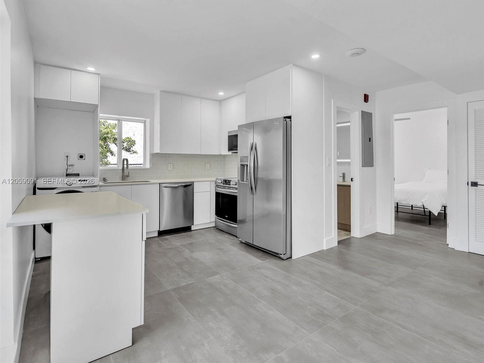 11900 N Bayshore Dr 104 photo 5