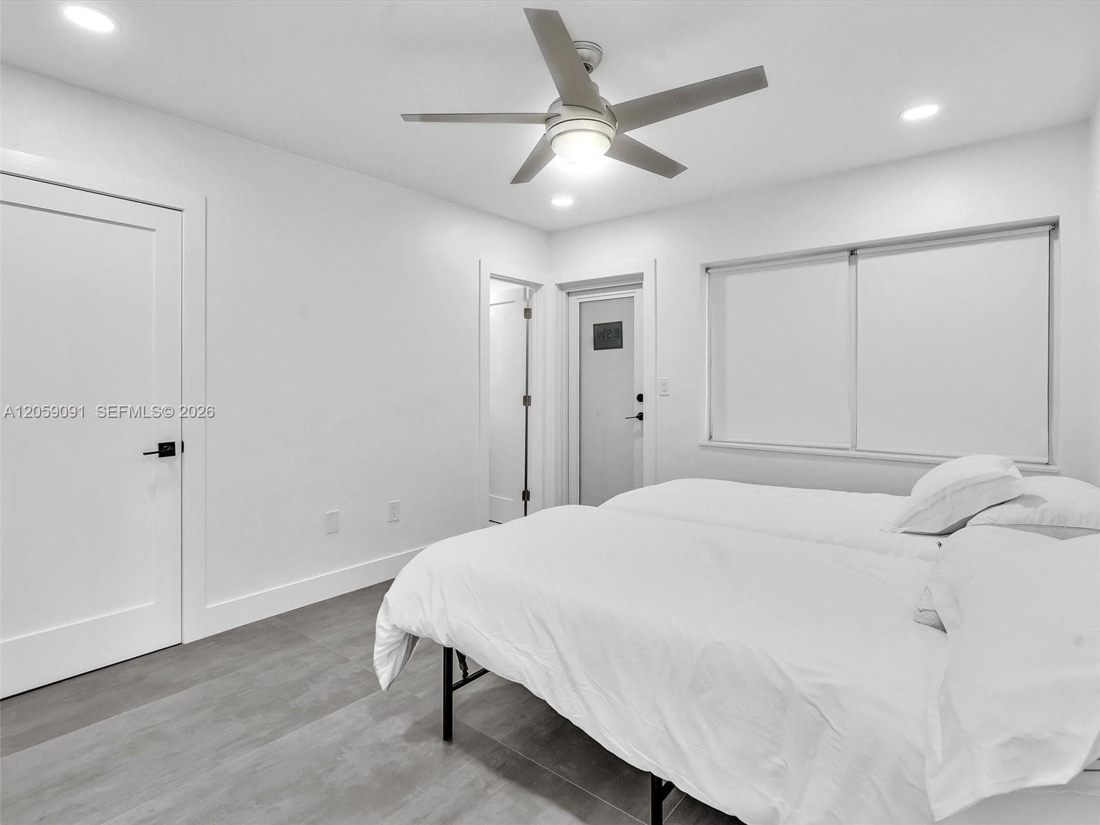 11900 N Bayshore Dr 104 photo 9