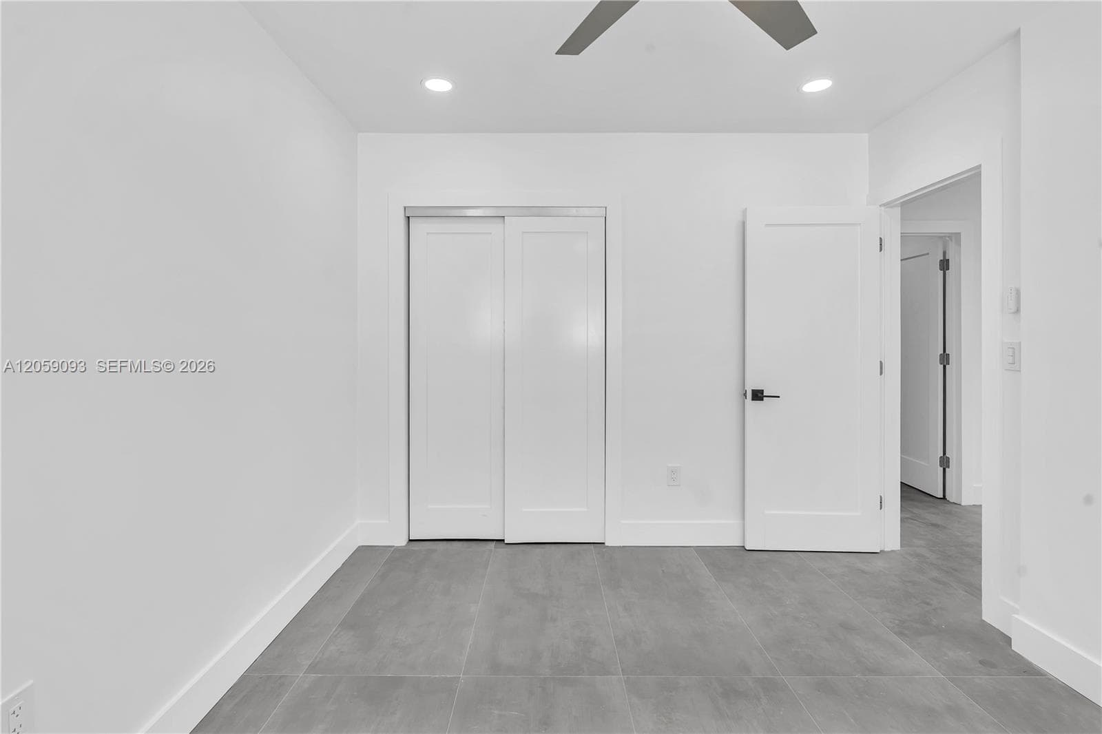 11900 N Bayshore Dr 206 photo 7