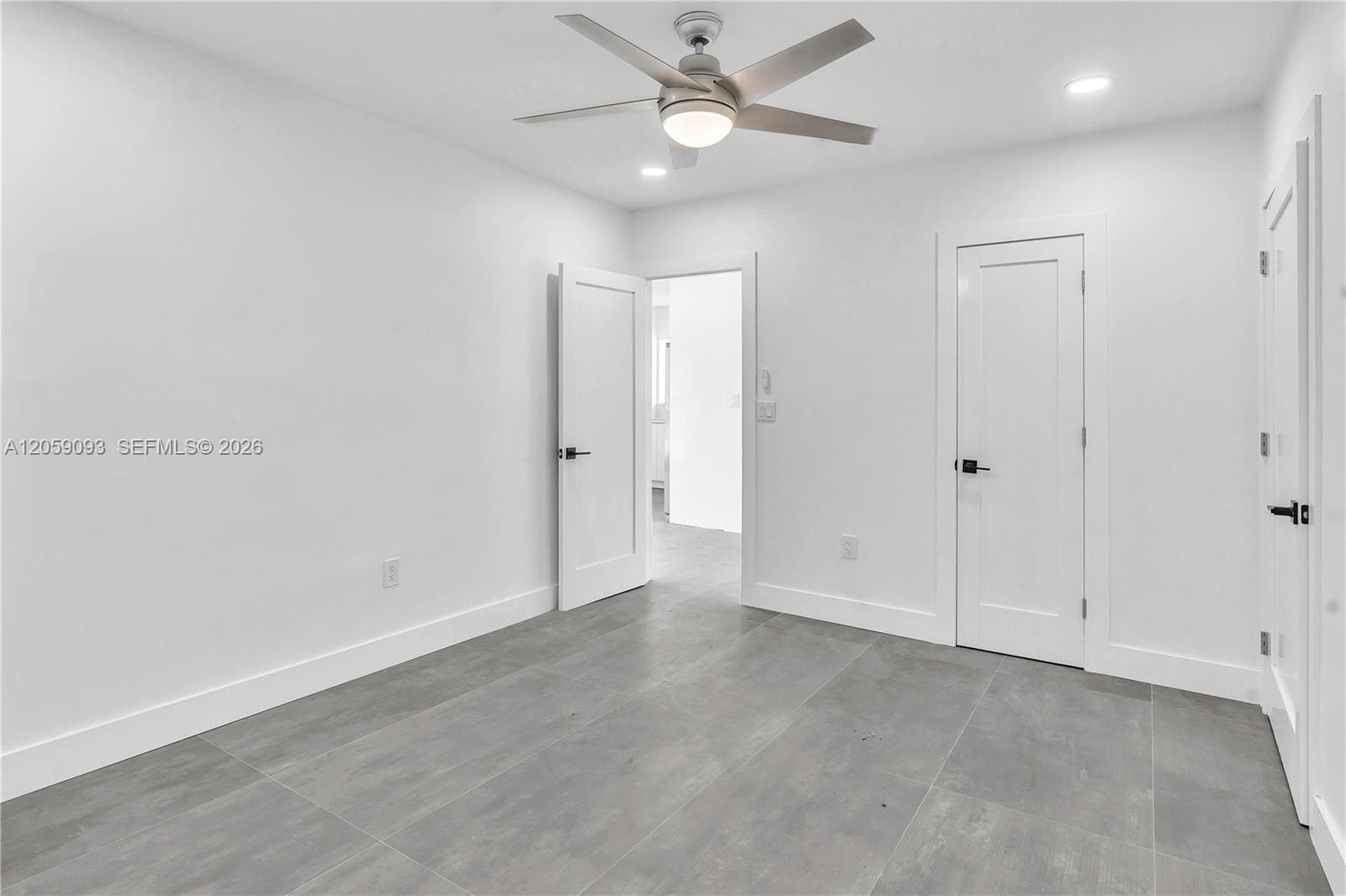 11900 N Bayshore Dr 206 photo 10