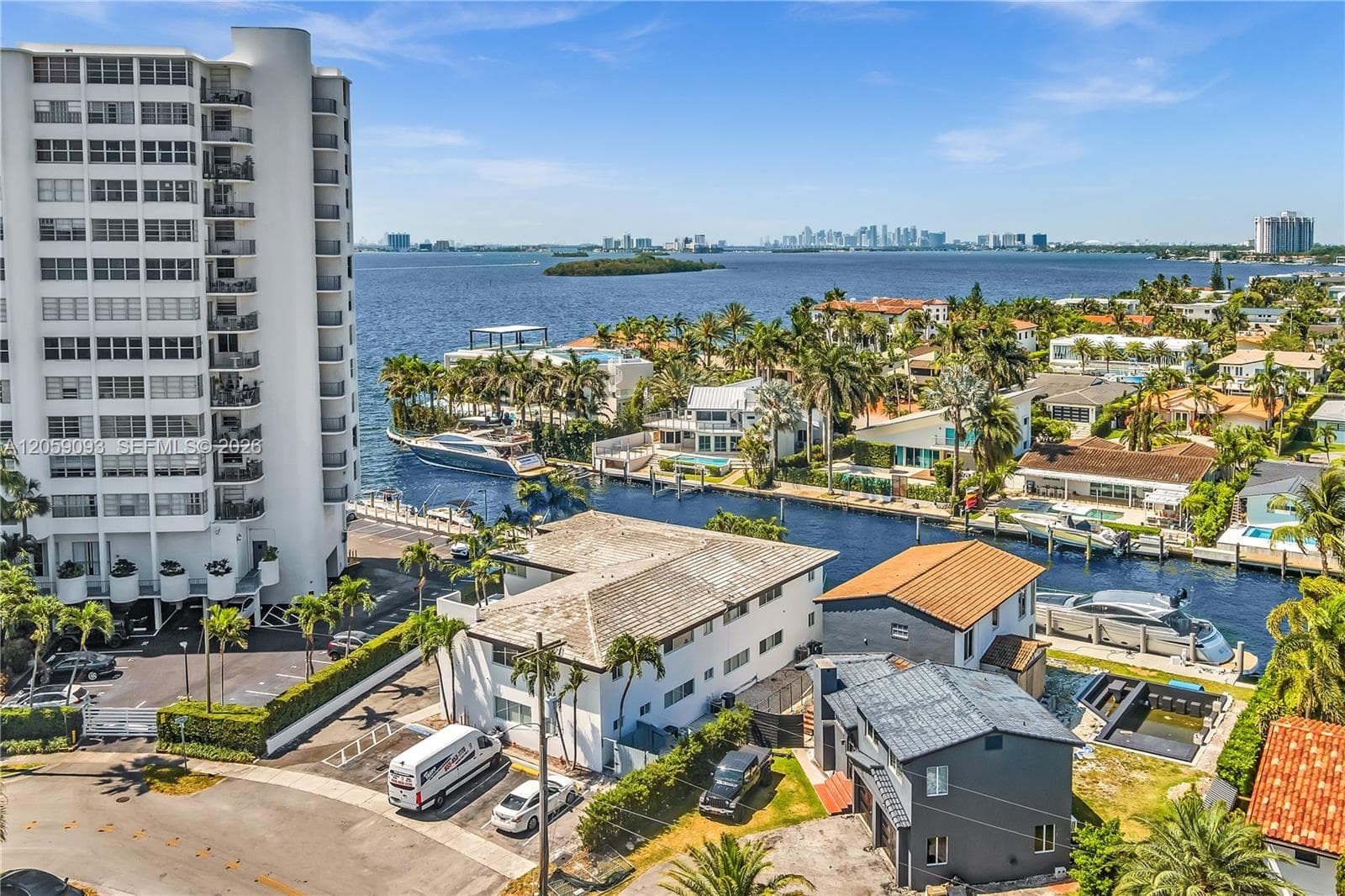 11900 N Bayshore Dr 206 photo 15