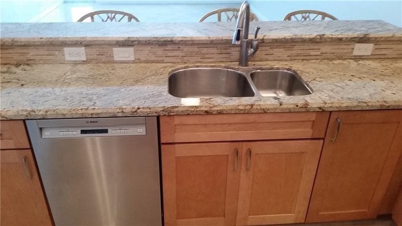 3900 Galt Ocean Drive 1004 photo 10
