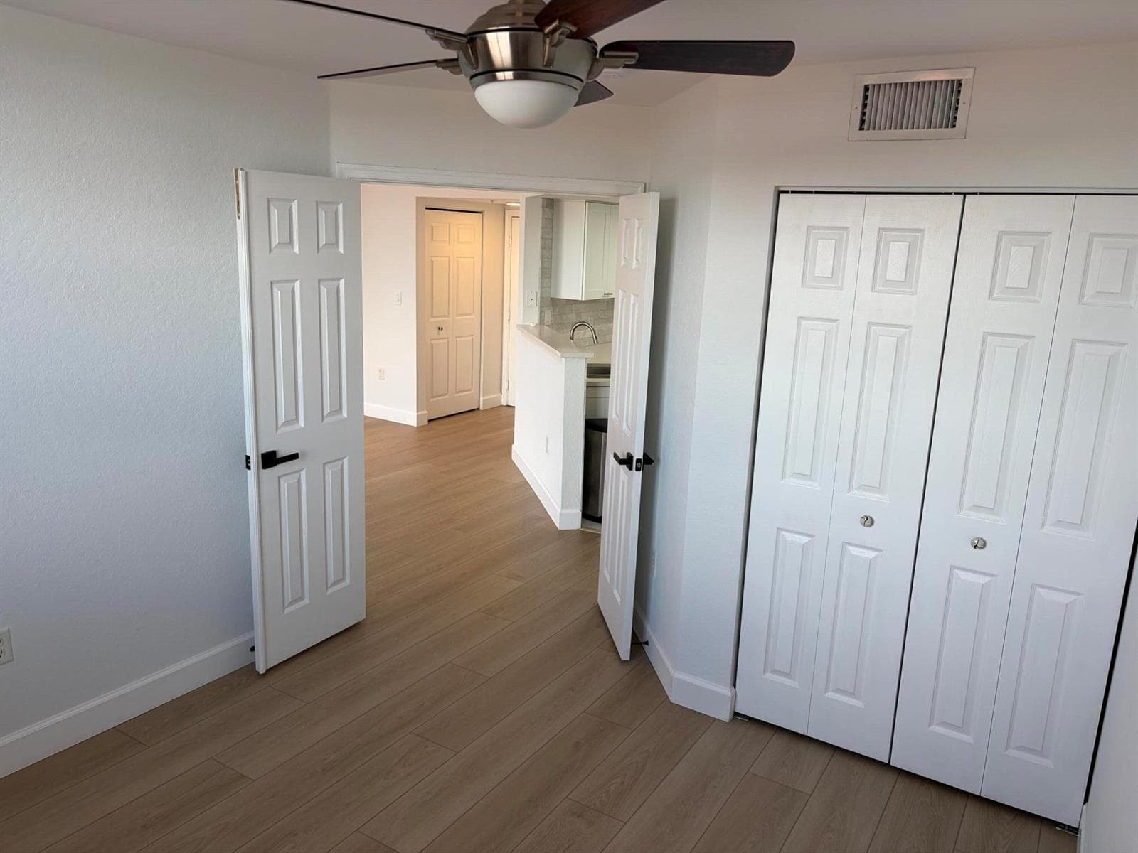 1801 N FLAGLER Drive 824 photo 11