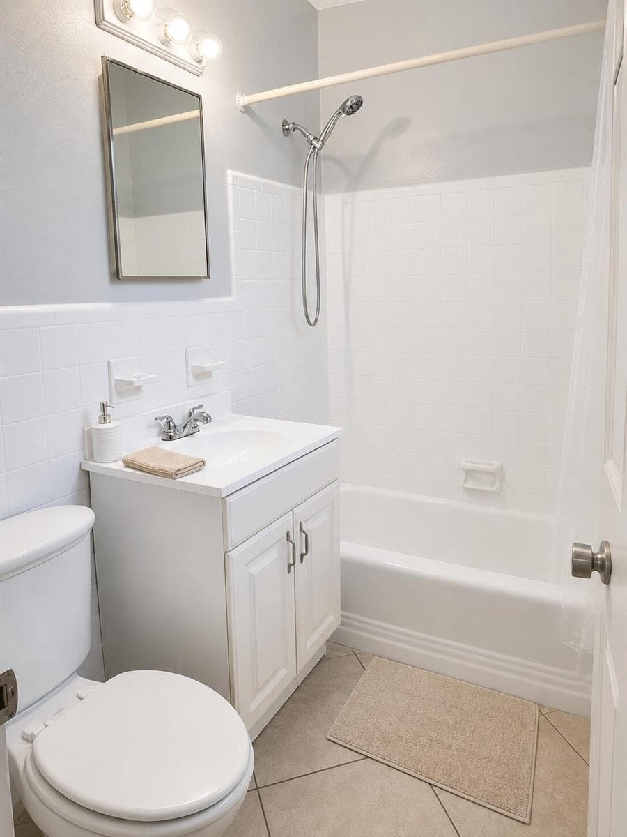 2621 NE 1st Street 7 photo 6