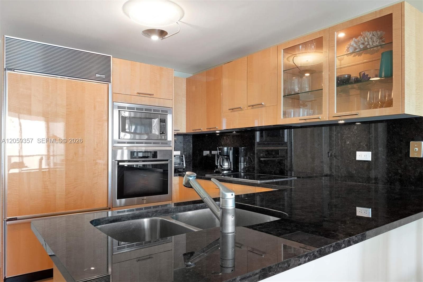 6799 Collins Ave 1603 photo 12