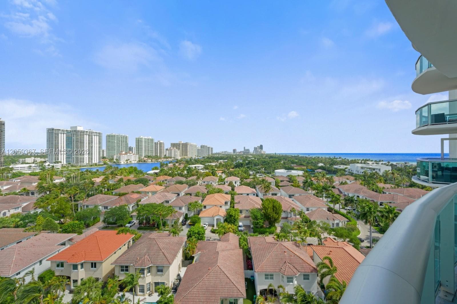 19370 Collins Ave 1122 photo 1
