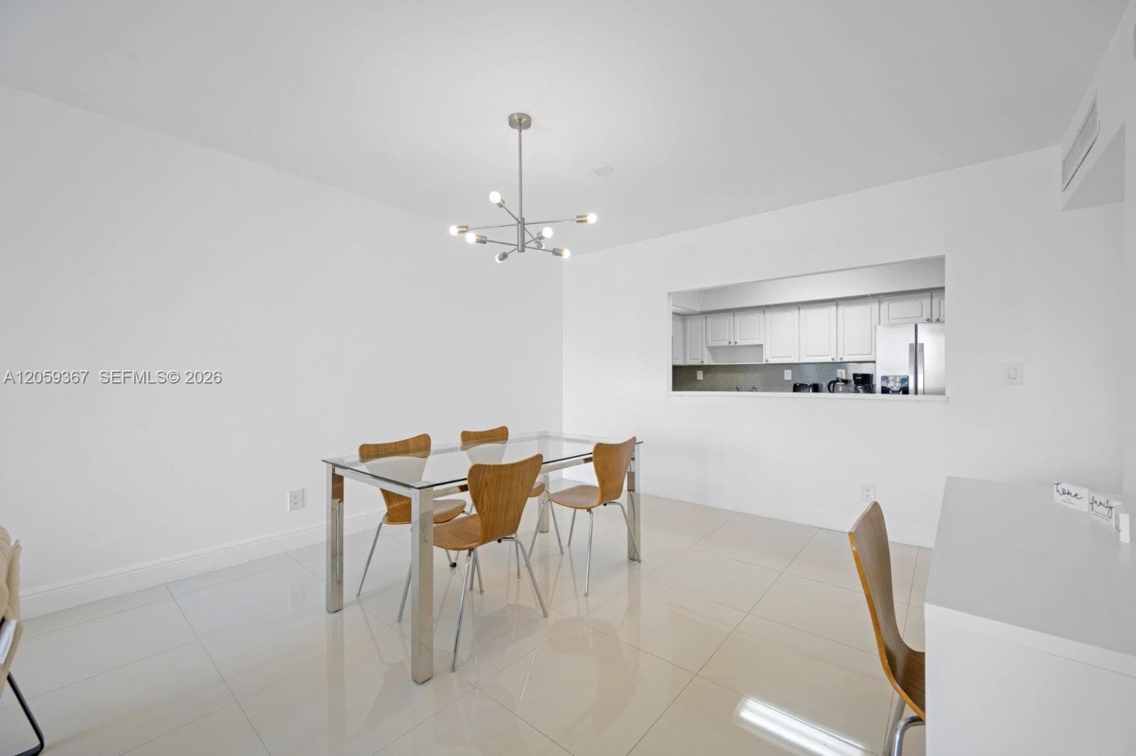 19370 Collins Ave 1122 photo 9