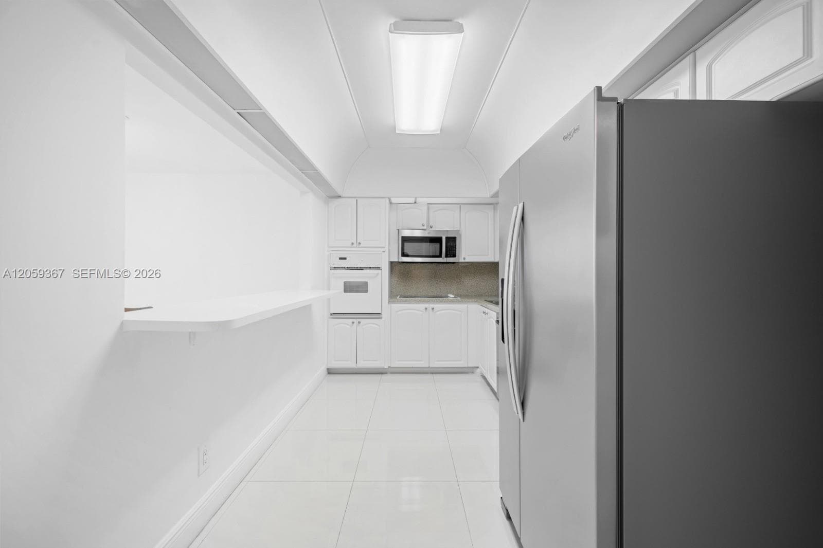 19370 Collins Ave 1122 photo 10