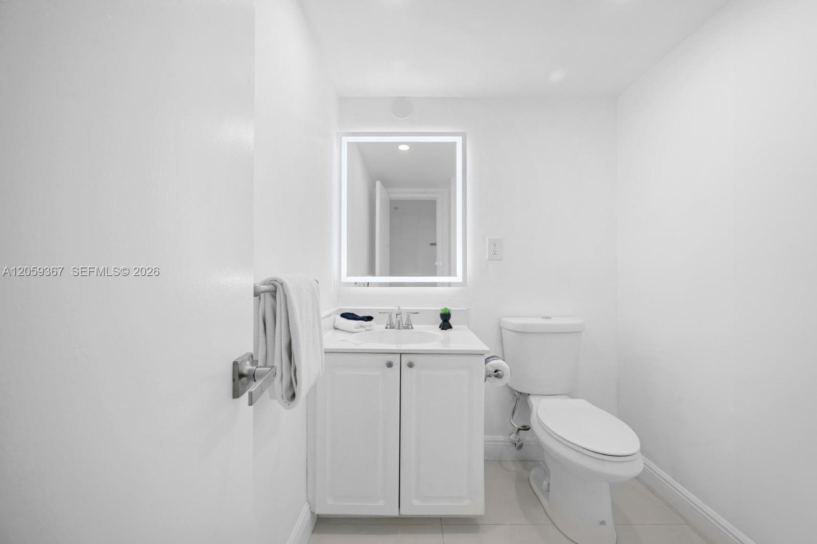 19370 Collins Ave 1122 photo 15