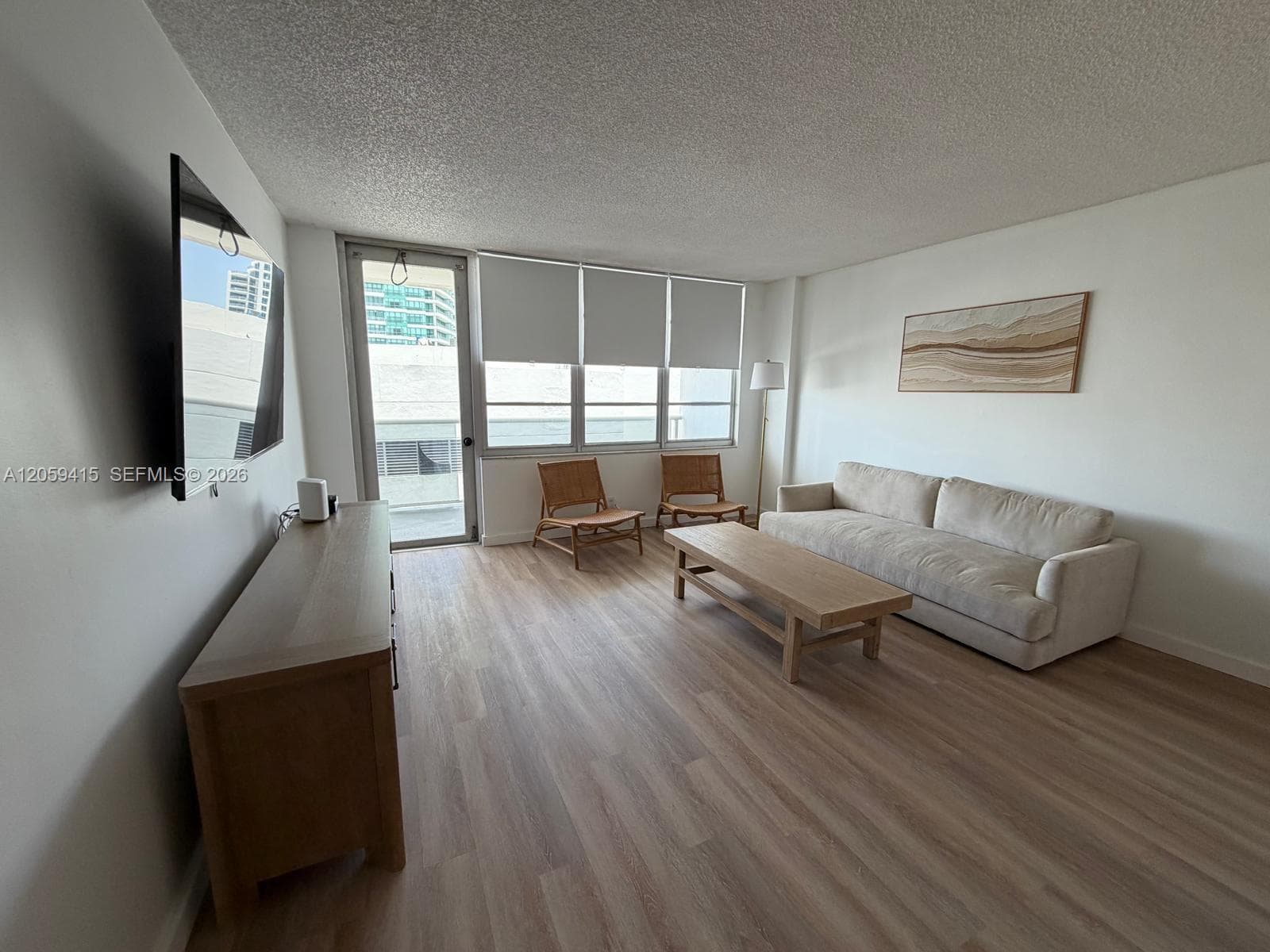 3725 S Ocean Dr 1411 photo 2
